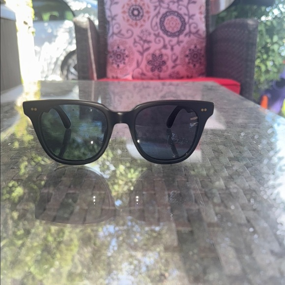 Toms Black Sunglasses - Picture 1 of 7